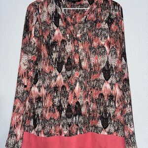 Elegant Women's Blouse - Black and Pink Pattern